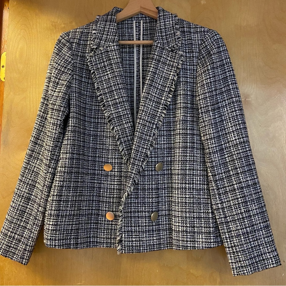 Black & white tweed-style jacket by Massimo Dutti